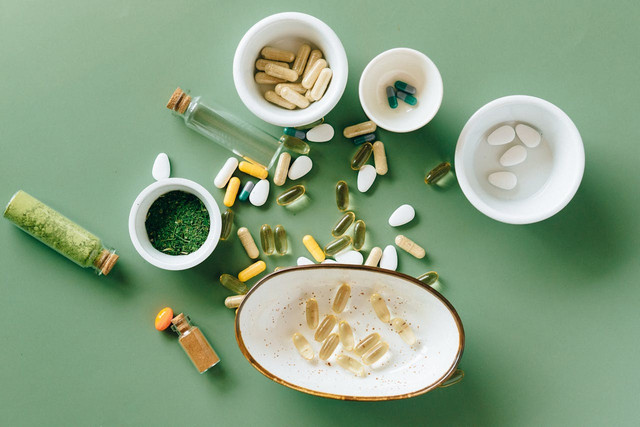 Ilustrasi obat-obatan yang harus dibawa saat mudik. Foto: Pexels