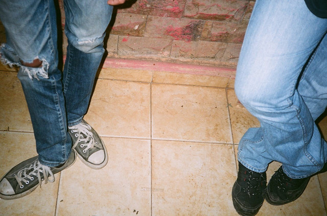 Ilustrasi untuk rekomendasi celana starboy. Sumber: pexels.com/Zulian Yuliansyah