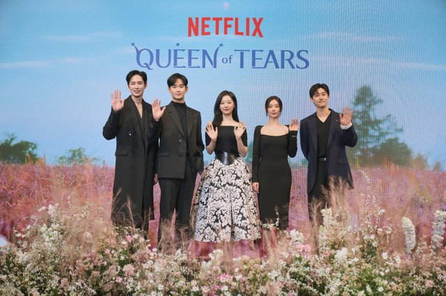 Pemeran di Queen of Tears. Foto: Netflix