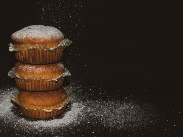 oleh-oleh khas Bogor. Foto hanyalah ilustrasi bukan menu sebenarnya. Sumber: Unsplash/Klara Kovacsics Suszterne