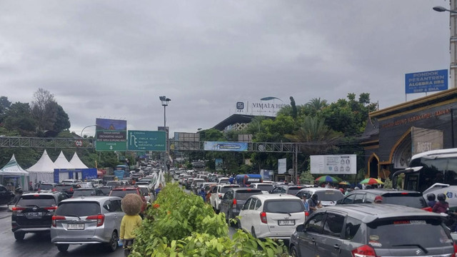 Macet di jalur arah Puncak Bogor pada Rabu (2/4/2025). Foto: Istimewa