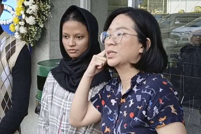 Marta Hardy, salah satu murid Ray Sahetapy, ditemui di rumah duka RSPAD Gatot Subroto, Jakarta Pusat, Kamis (3/4/2025). Foto: Vincentius Mario/kumparan