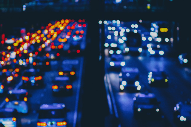 Ilustrasi Kapan Puncak Arus Balik Mudik Lebaran 2025, sumber gambar unsplash/Joseph Chan