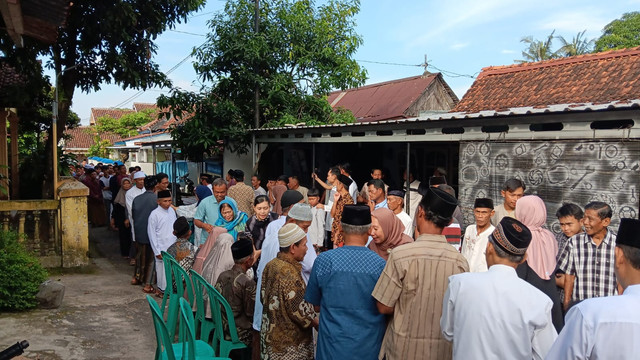 Momen warga Kebocoran sedang melaksanakan Halal Bihalal (Sumber: Dokumen Pribadi)