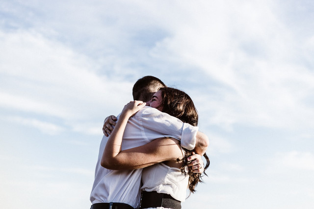 Kata-kata rindu singkat. Foto:Unsplash/Priscilla Du Preez 🇨🇦.