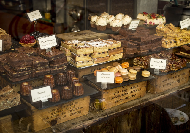 pusat oleh oleh subang. Foto Hanya Ilustrasi Bukan Tempat Sebenarnya. Sumber Foto: Pixabay