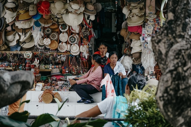 Pusat Oleh-Oleh Bali. Foto hanya ilustrasi, bukan tempat sebenarnya. Sumber: Unsplash/Indira Tjokorda