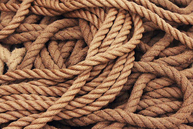 Ilustrasi. Jenis tali untuk membuat gelang. Sumber: Pexels / Pixabay