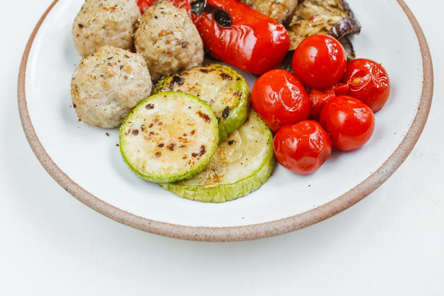 Ilustrasi Tips Membuat Kuah Bakso Bening. Pexels/Polina Tankilevitch