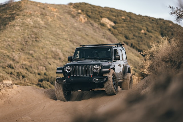 Rekomendasi mobil mirip Rubicon. Foto: Rubicon. Sumber: Unsplash/Josh Duke