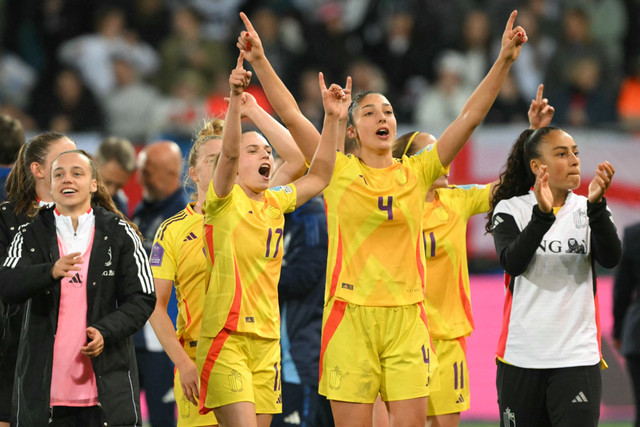 Timnas Wanita Belgia menang 3-2 atas Inggris dalam matchday keempat UEFA Women's Nations League 2024/25. Foto: AFP/NICOLAS TUCAT