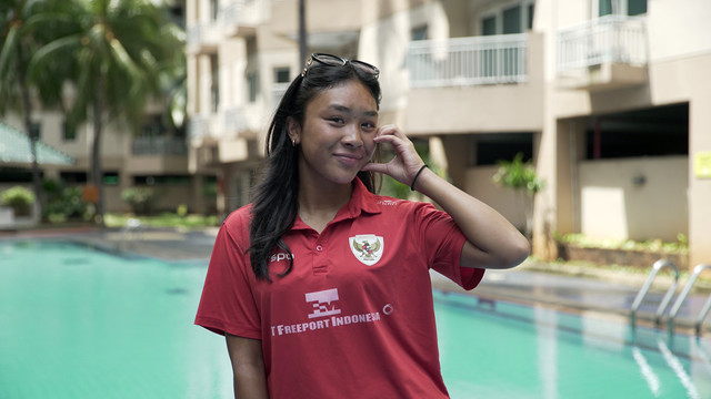 Keysha Bulgamin, pesepak bola wanita berpaspor Indonesia yang tinggal di Belanda, saat wawancara khusus dengan kumparanBOLANITA di Kelapa Gading, Jakarta Pusat. Foto: Andi Fajar/kumparan