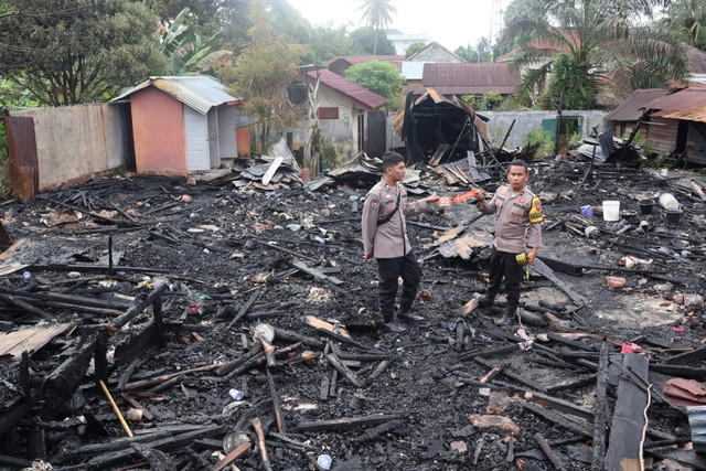 Panti Jompo di Padang Lawas terbakar, Rabu (9/4/2025). Foto: Polres Padang Lawas
