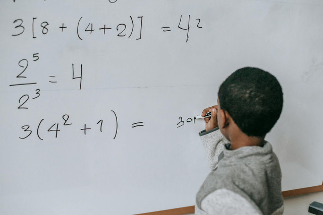  Soal cerita matematika kelas 2 SD, foto hanya ilustrasi: Pexels/Katerina Holmes
