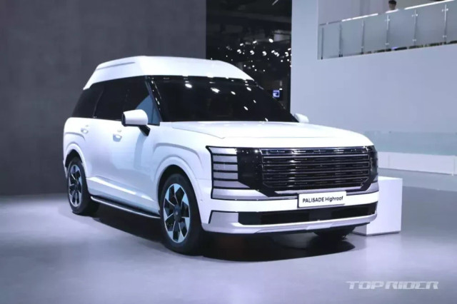 Hyundai Palisade Highroof tampil di pameran Seoul Mobility Show 2025 yang digelar di Korea Selatan. Foto: Top Rider/Tinxie