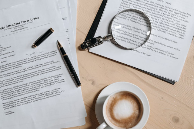 Ilustrasi. Contoh surat lamaran kerja via email. Sumber: Pexels / Pavel Danilyuk