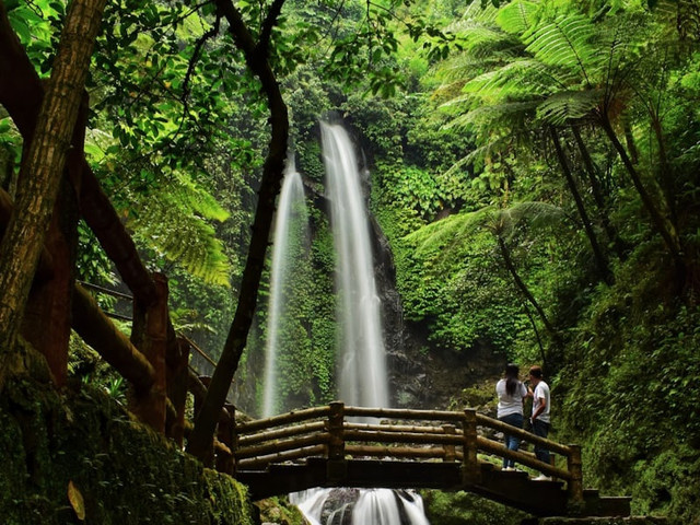 Lembah Purba Situ Gunung. Foto hanyalah ilustrasi bukan tempat sebenarnya. Sumber: Unsplash/Haidan