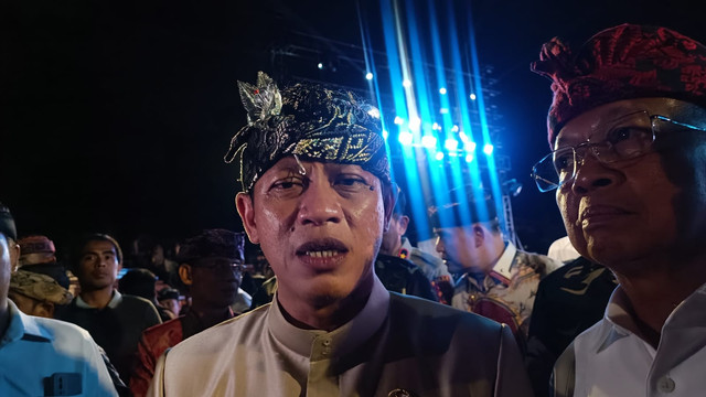 Menteri Lingkungan Hidup Faisol Nurofiq usai menghadiri peresmian Gerakan Bali Bersih Sampah di Gedung Art Center, Kota Denpasar, Jumat (11/4). Foto: Denita BR Matondang/kumparan