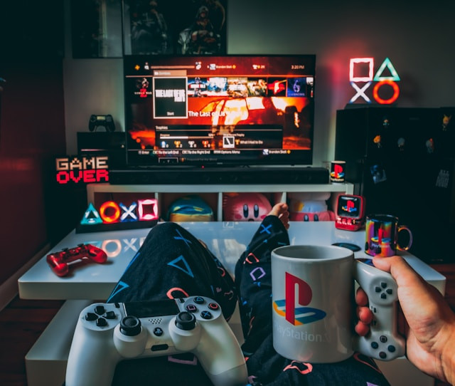 Ilustrasi Cheat Downhill PS2. Foto: dok. Unsplash/Branden Skeli