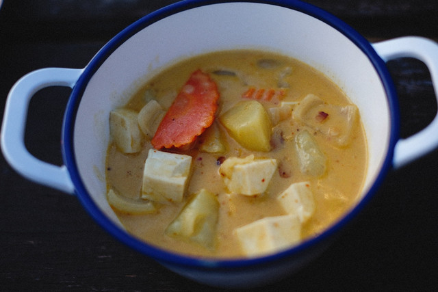 Ilustrasi cara menyimpan zuppa soup, foto: unsplash/Alexey Demidov