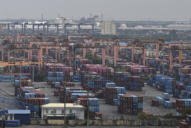 Ilustrasi pelabuhan Vietnam. Foto: Nhac Nguyen/AFP