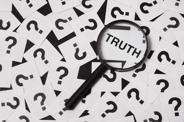 (Source: https://www.freepik.com/free-photo/truth-concept-arrangement-with-magnifier_16691259.htm#fromView=search&page=1&position=1&uuid=93d29ad7-59dd-4eab-9472-1034672ed45a&query=fact)