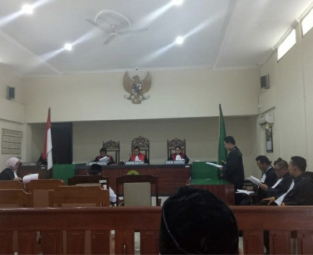 Ilustrasi: Sidang perkara pidana di pengadilan (Foto: Dok. Syaefunnur Maszah)