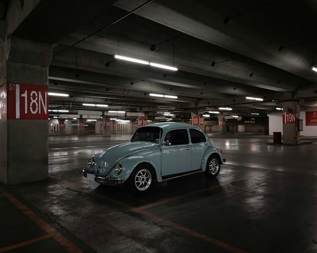 Ilustrasi Rental Mobil Majalengka. Foto: dok. Unsplash/Luis Melgar