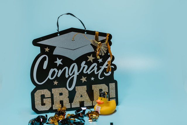 Ilustrasi untuk teks mc perpisahan sekolah. Sumber: pexels.com/RDNE Stock Project