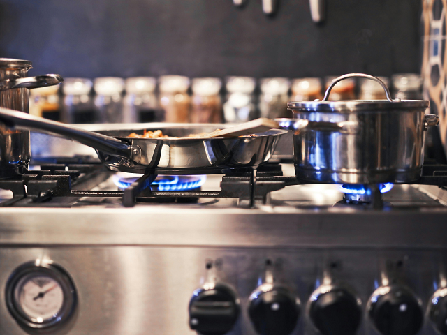 Ilustrasi merk kompor gas terbaik 2025. Foto: pexels.com/olly