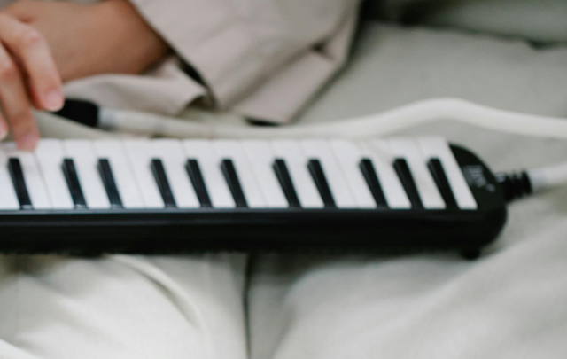 Ilustrasi Not Pianika Apuse. Sumber: Pexels/Anna Pou