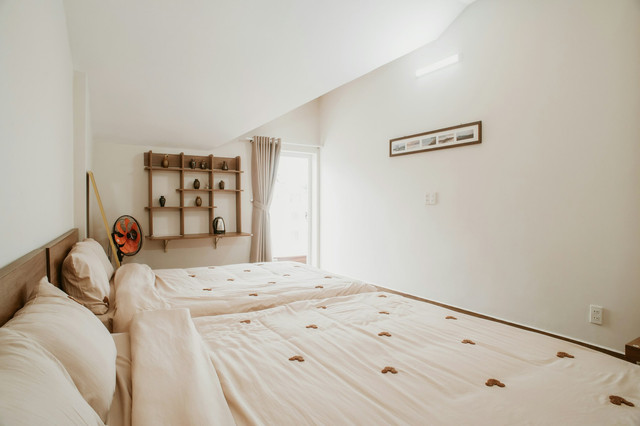Penginapan murah di Sayang Heulang Garut, foto hanya ilustrasi, bukan tempat sebenarnya: Unsplash/ƠI HOME