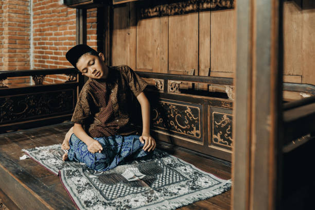 Ilustrasi doa tahiyat akhir lengkap sampai salam. Foto: Unsplash/rudi_suardi