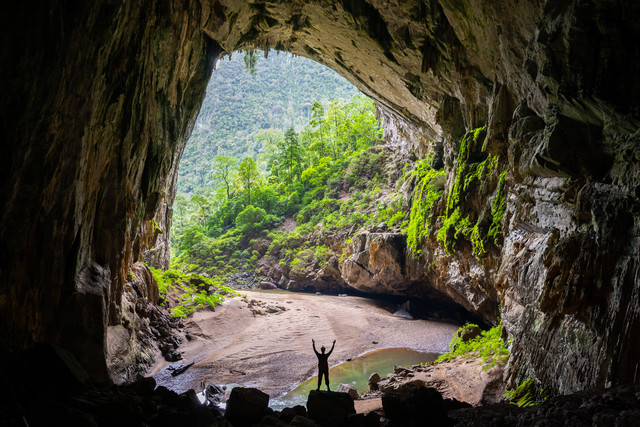 Hang Son Doong, gua terbesar di Vietnam. Foto: kid315/Shutterstock
