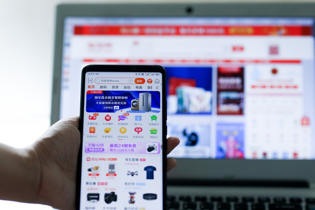 Aplikasi grosir online China. Foto: Shutterstock