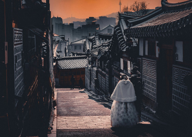 Ilustrasi Rekomendasi Drakor Kolosal Romantis, Unsplash/MakoMakt