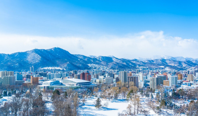 https://www.freepik.com/free-photo/beautiful-architecture-building-with-mountain-landscape-winter-season-sapporo-city-hokkaido-japan_6899688.htm#fromView=search&page=1&position=3&uuid=7b7b6ad1-8356-42de-8038-81f3dbaed03e&query=hokkaido