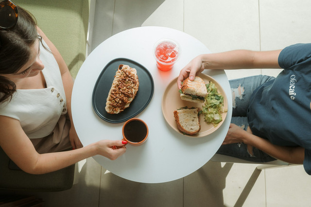 Cafe di Rajagaluh Majalengka, foto hanya ilustrasi, bukan tempat sebenarnya: Unsplash/Fotografía de Alimentos