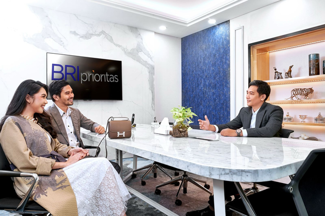 Layanan Wealth Management BRI raih penghargaan Indonesia’s Best Bank for Discretionary Portfolio Management pada ajang Euromoney Private Banking Awards 2025. Foto: Dok. BRI