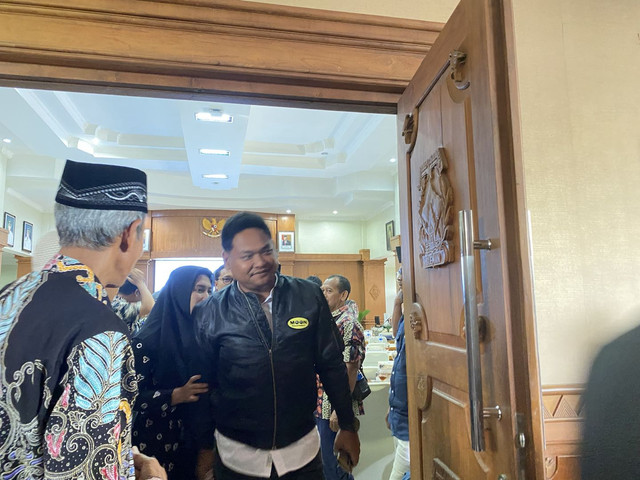 Lurah Trihanggo, Sleman, PFY, tersangka kasus suap perizinan pendirian usaha kelab malam di atas Tanah Kalurahan. Foto: Dok. Resti Damayanti/Pandangan Jogja