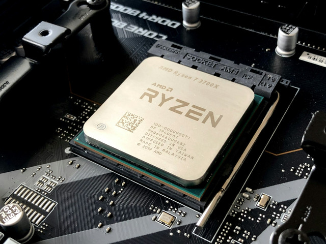 AMD Ryzen adalah merek mikroprosesor berbasis arsitektur Zen yang dirancang dan dipasarkan oleh Advanced Micro Devices (AMD). Foto: Unsplash