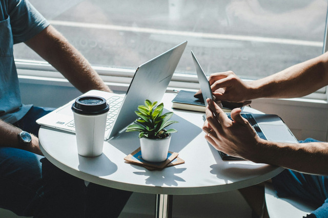 4 Pertanyaan tentang Kepemimpinan. Foto Hanya Ilustrasi, Bukan Sebenarnya. Sumber Unsplash Maranda Vandergriff
