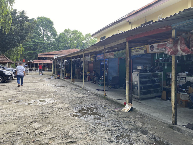 Lanskap Pasar Taman Puring, Jakarta Selatan, Kamis (17/4/2025). Foto: Muhammad Fhandra Hardiyon/kumparan
