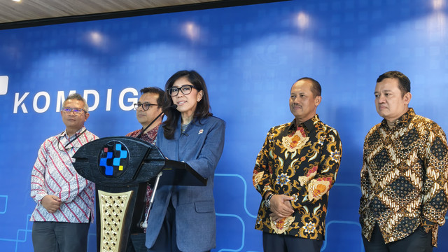 Menteri Komunikasi dan Digital (Menkomdigi) Meutya Hafid di Kantor Komdigi, Jakarta, Kamis (17/4). Foto: Muhammad Fikrie/kumparan