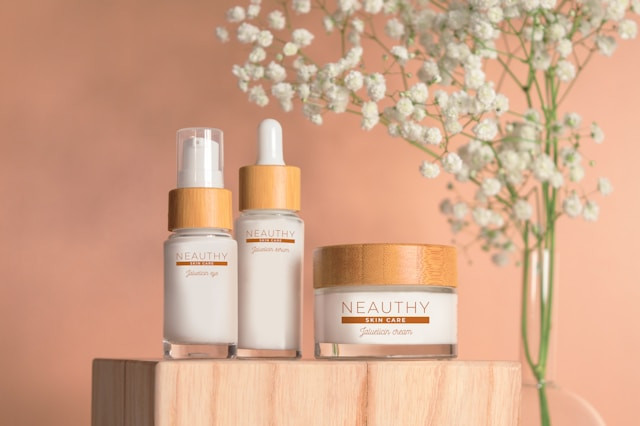 Produk Viva Whitening Cream Dipakai Setelah Apa. Foto hanya ilustrasi. Sumber foto: Unsplash/Neauthy