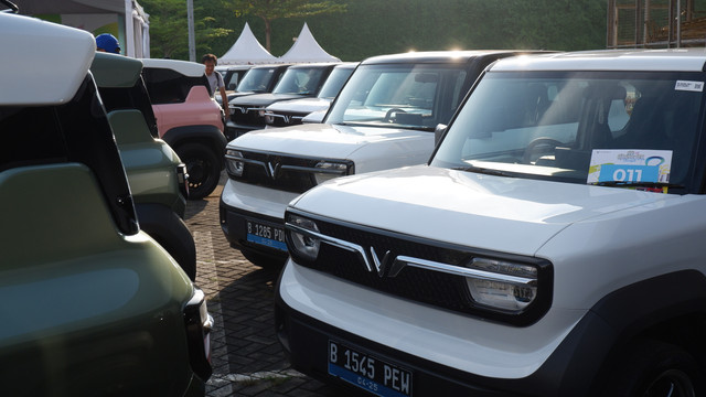 Seremoni penyerahan perdana mobil listrik VinFast VF 3 ke konsumen Indonesia (20/4/2025). Foto: Sena Pratama/kumparan