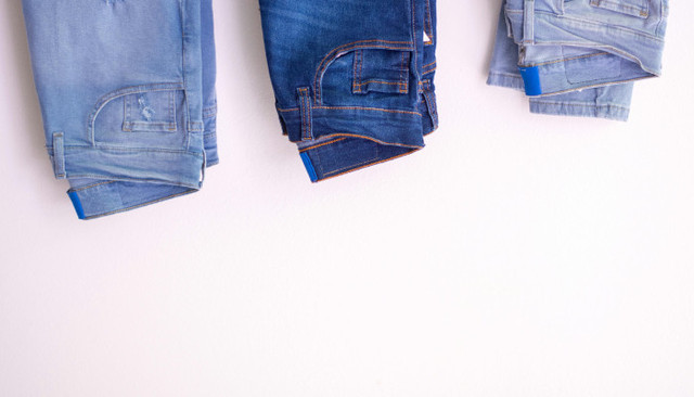 Ilustrasi Perbedaan Denim Sanforized dan Unsanforized, Pexels/Mica Asato
