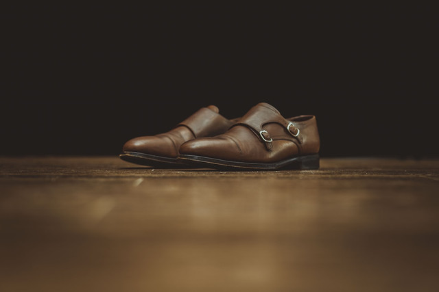  Ilustrasi Rekomendasi Merk Sepatu Formal Pria. Sumber: Unsplash/Jia Ye