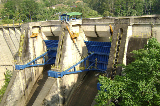 https://cdn.pixabay.com/photo/2013/02/25/16/00/costa-rica-86026_1280.jpg