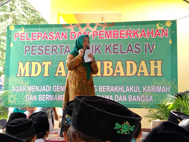 Foto Pribadi: Pimpinan TPQ Al-Ubadah 